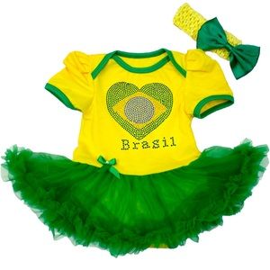 New never worn baby clothes